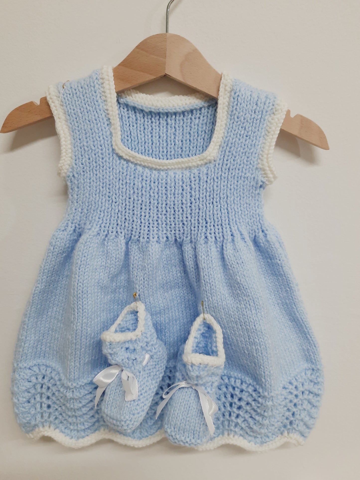 Abitino in lana + scarpine